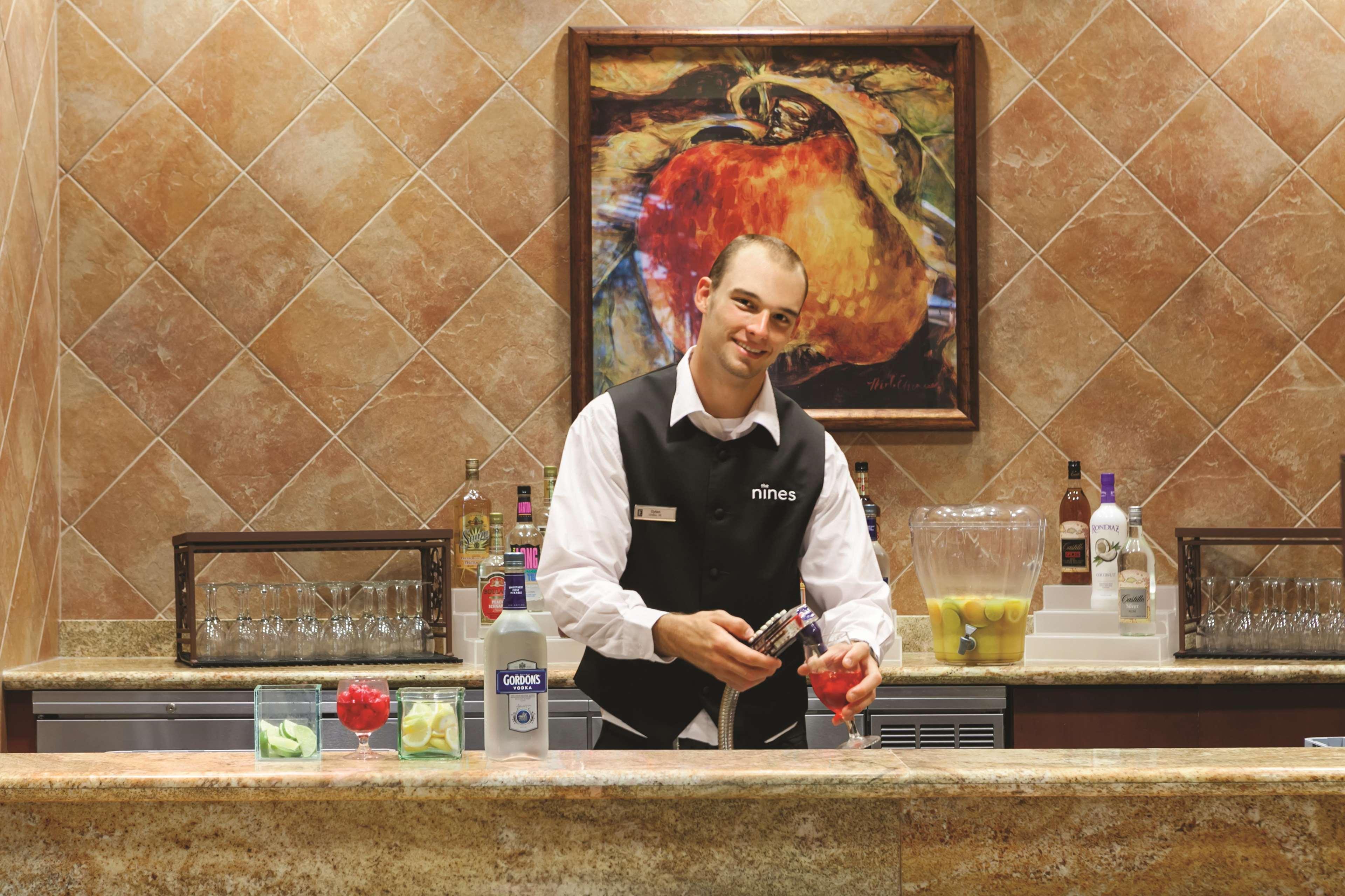 Embassy Suites Omaha- La Vista/ Hotel & Conference Center מסעדה תמונה