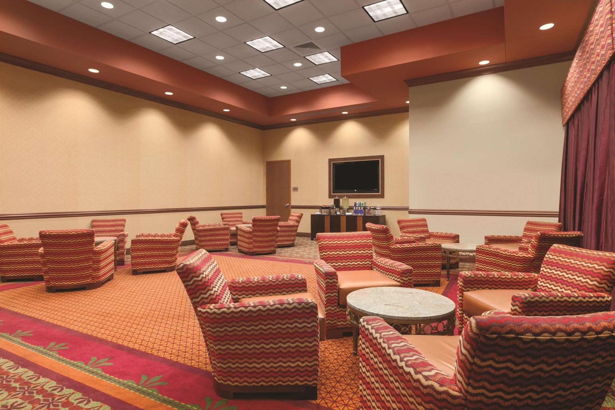 Embassy Suites Omaha- La Vista/ Hotel & Conference Center מראה חיצוני תמונה