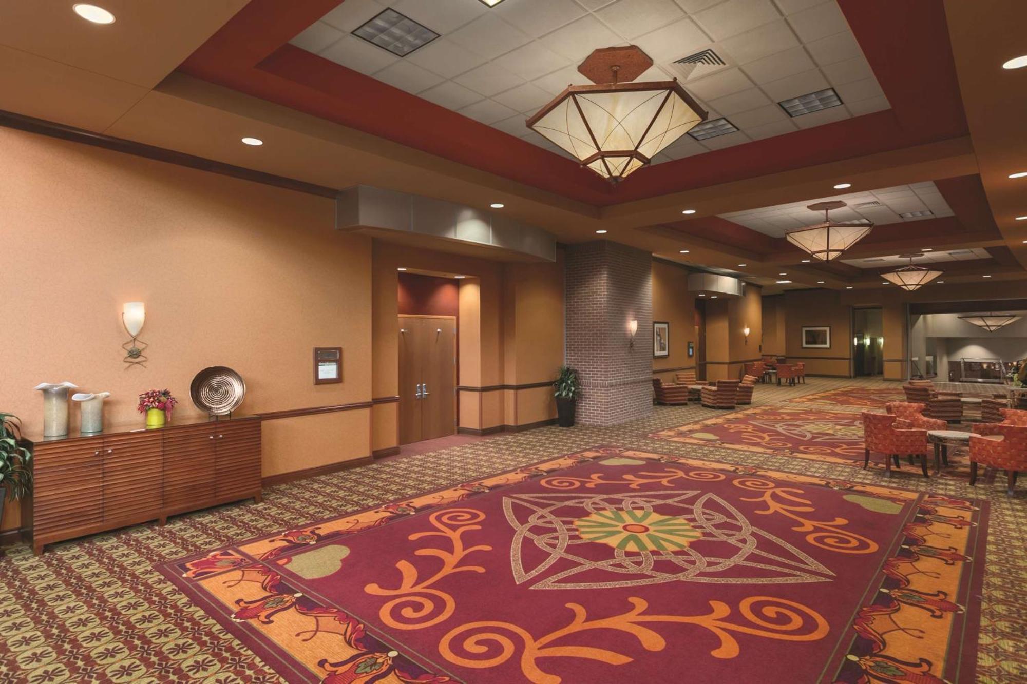 Embassy Suites Omaha- La Vista/ Hotel & Conference Center מראה חיצוני תמונה