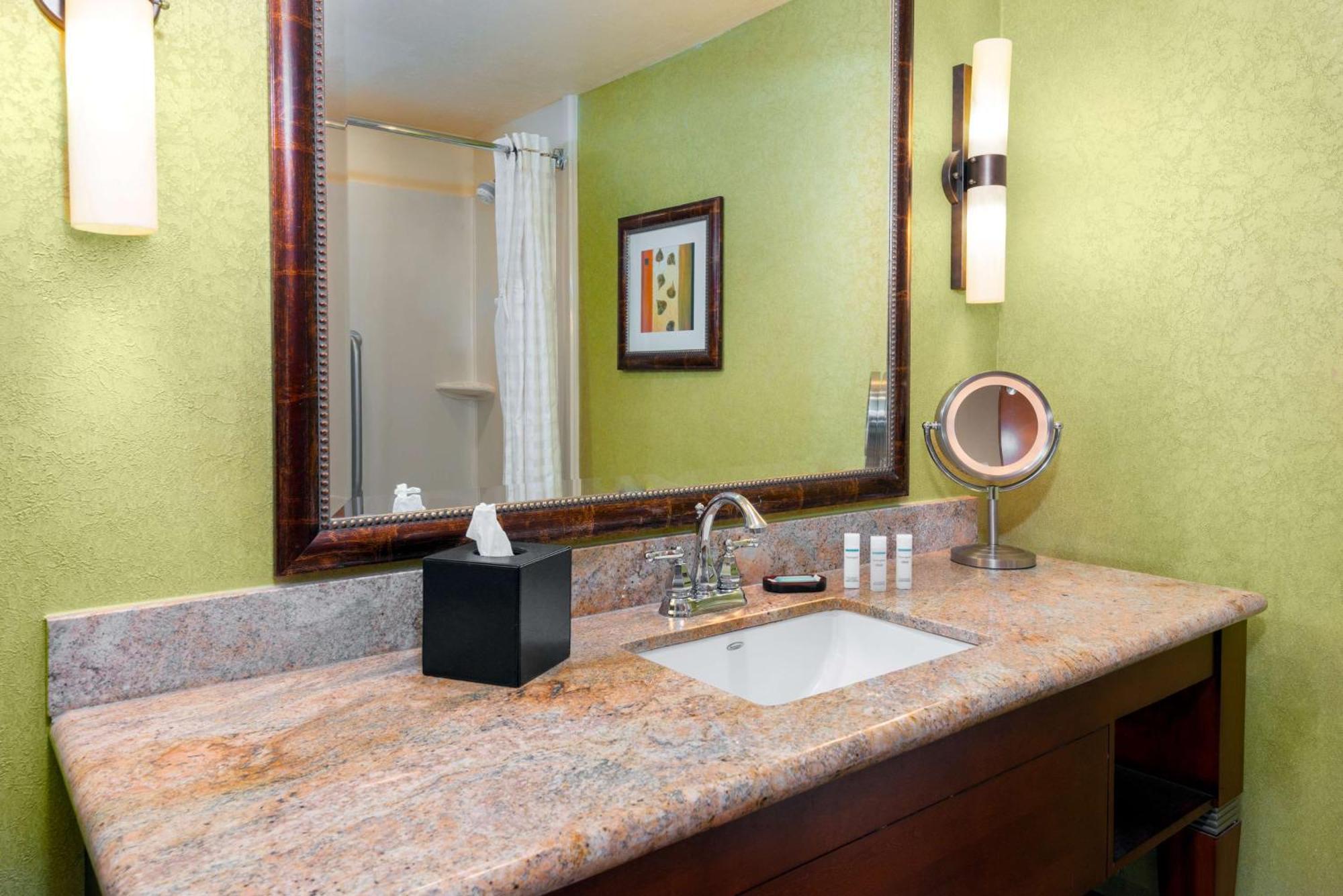 Embassy Suites Omaha- La Vista/ Hotel & Conference Center מראה חיצוני תמונה