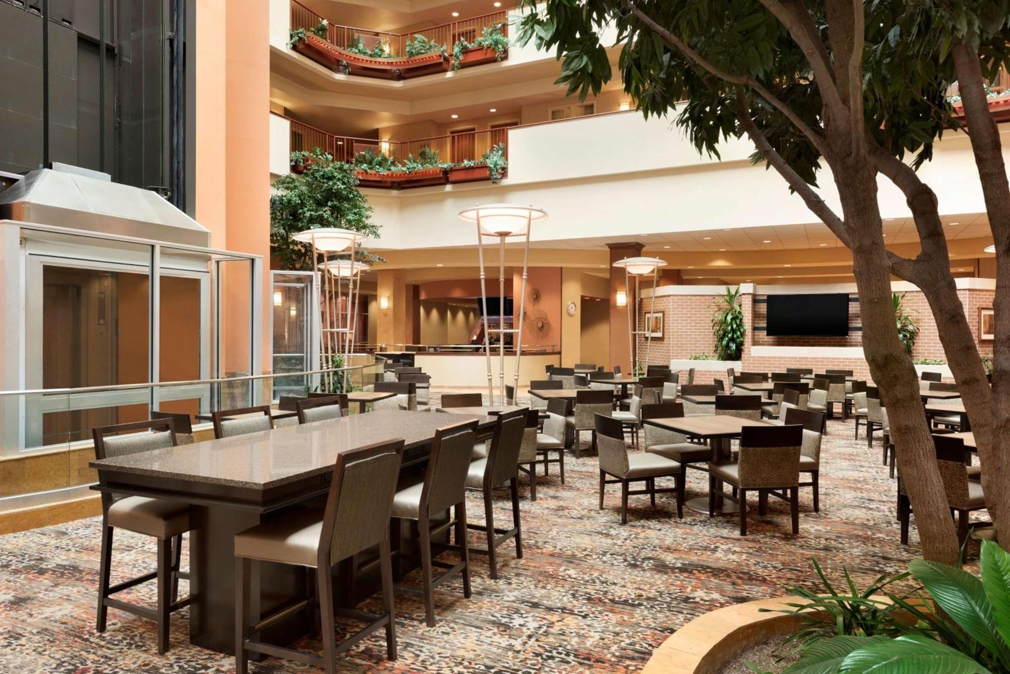 Embassy Suites Omaha- La Vista/ Hotel & Conference Center מראה חיצוני תמונה