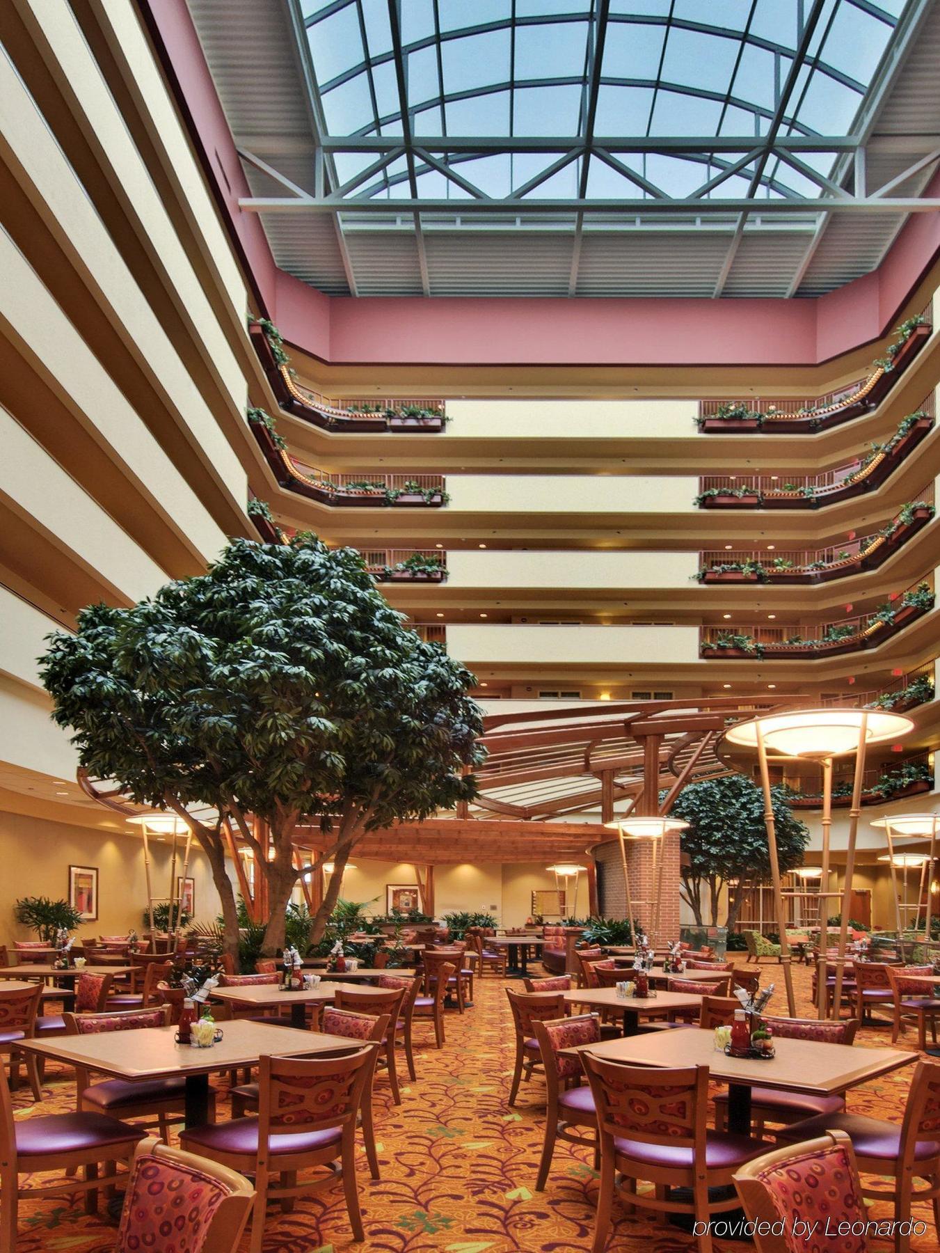 Embassy Suites Omaha- La Vista/ Hotel & Conference Center מסעדה תמונה