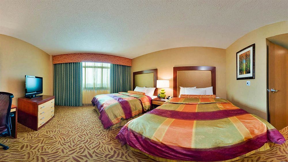 Embassy Suites Omaha- La Vista/ Hotel & Conference Center מראה חיצוני תמונה